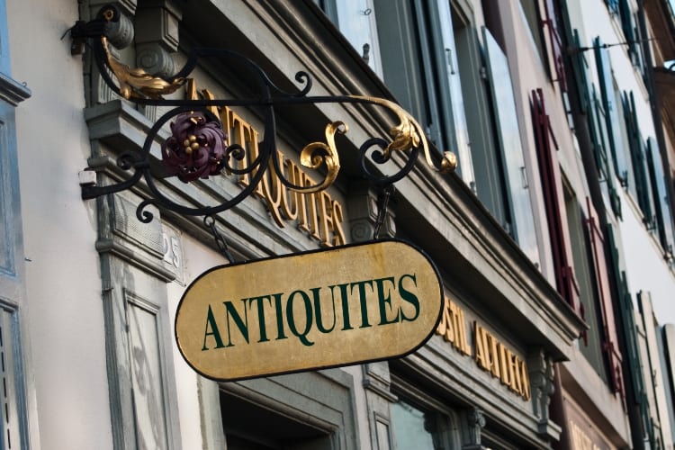 Antiques Finds That Make a Fortune